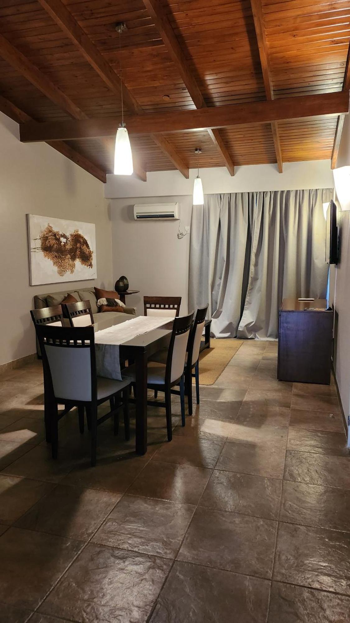 Howard Johnson Inn Rosario De La Frontera Εξωτερικό φωτογραφία